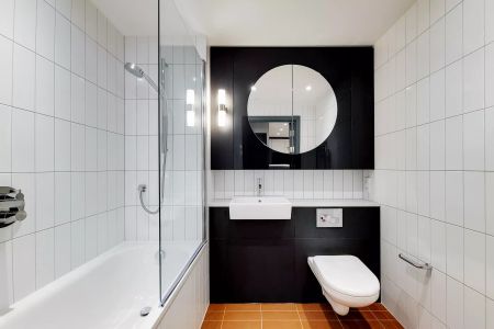 1 Bed Apartment - Photo 3