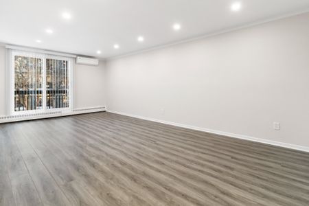 5210 Rue Riviera, #206 - Photo 3