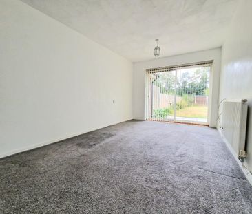 2 bedroom bungalow to rent - Photo 2