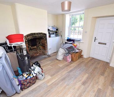 2 bedroom terraced house to rent - Photo 1