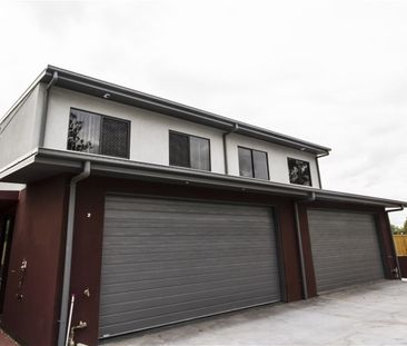 Modern 3 Bed + Study Townhouse For Rent - Photo 3