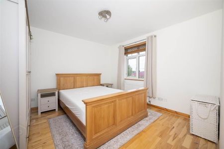 18 Ashmount Park, Belfast, BT4 2JF - Photo 4