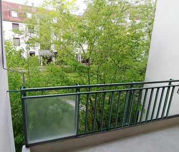Gepflegte 3-Zimmer-Wohnung mit Loggia in Unterhaching direkt am Hachinger Bach - Photo 1