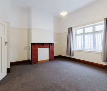 Four Bedroom Home on Ada ! - Photo 4