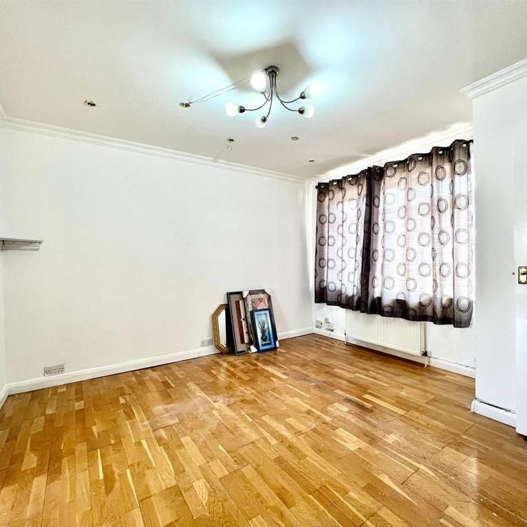 2 bedroom semi-detached house to rent - Photo 1