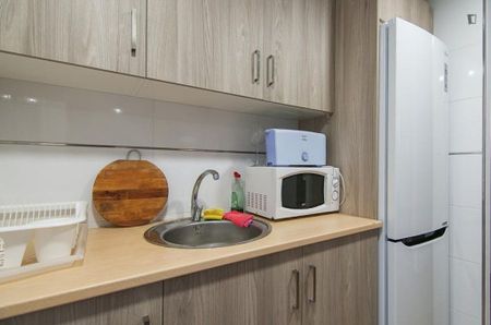 Carrer de Molinell, Valencia, Valencian Community 46010 - Photo 5