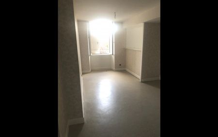 Location Appartement Studio 40 m² Rosnay - Photo 4