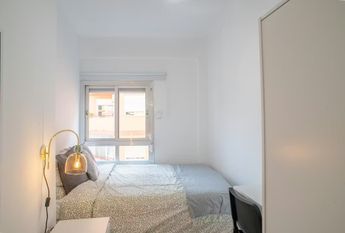 Carrer de Sant Lluís Bertran, Torrent, Valencian Community 46900