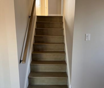 For Lease - 34 Rita Drive Unit# Upper, Toronto, Ontario - Photo 4