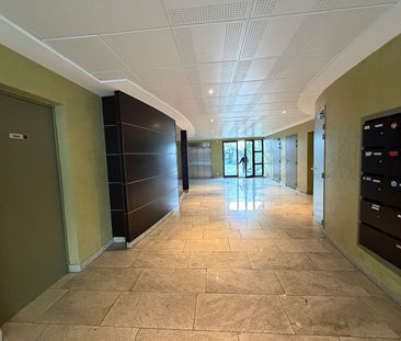 Location Appartement 2 pièces 44m² LA ROCHELLE 17000 - Photo 1