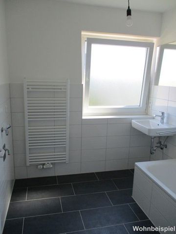 Nette Nachbarn gesucht: familienfreundliche 3,5-Zi.-Wohnung für Sie renoviert! - Photo 2