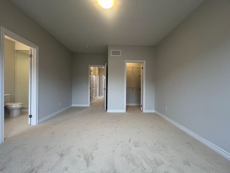 For Lease - 25 Freeman Williams Street, Markham, Ontario - Photo 3