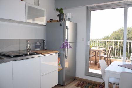 Port de Hyères Très bel Appartement Duplex dernier étage ent - Photo 3