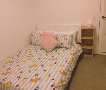 Abbotsford - Photo 6