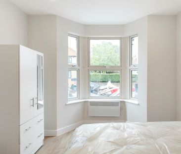 Studio Flat, Cambridge Road, TW4 - Photo 1