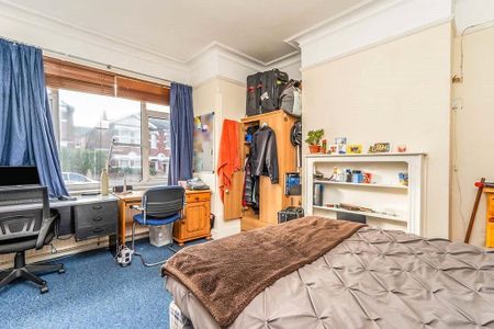 5 bedroom terraced house to rent - Photo 5