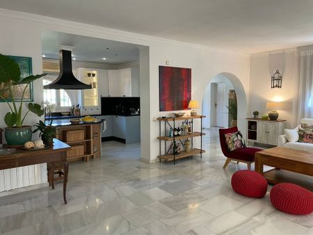 Sierra Blanca, Marbella Golden Mile, Marbella, Andalusia 29602 - Photo 3