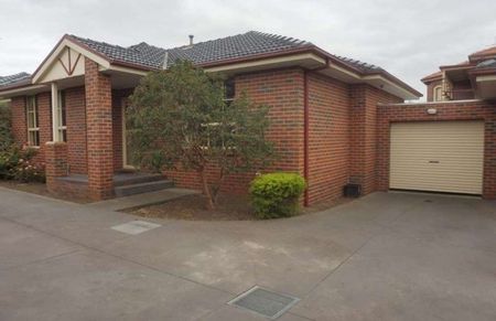 2/12-14 Bartlett Street, Preston VIC 3072 - Photo 5