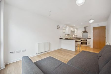 2 bedroom flat to rent - Photo 2