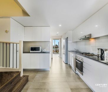 Amazing Two Bedroom Apartment - Photo 3