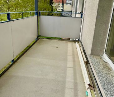 Erstbezug nach Sanierung! - Wunderschöne 2-Zi.-Wohnung mit Balkon - Photo 2