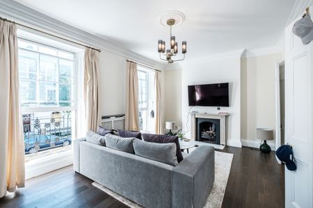 3 bedroom flat to rent - Photo 2