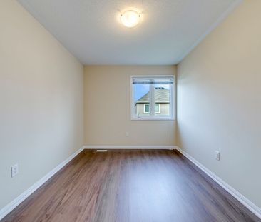 For Lease - 348 Chuchmach Close, Milton, Ontario - Photo 6