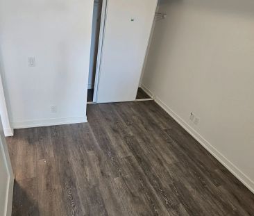 2 MANDERLEY Drive #608 - Photo 2