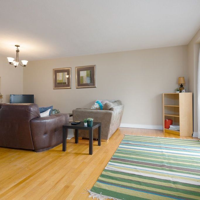 For Lease - 2557 Flannery Drive, Billings Bridge - Riverside Park and Area, Ontario - Photo 1