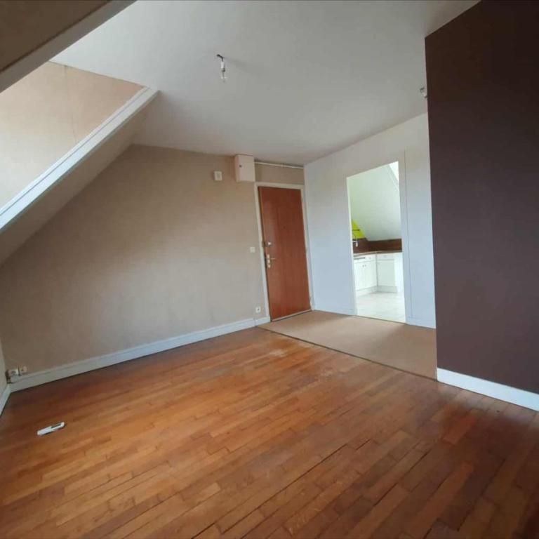 F3 à louer dans FALAISE - Photo 1