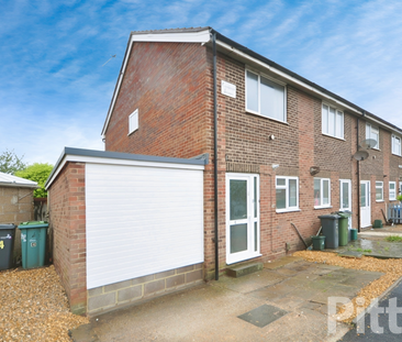 2 bedroom end of terrace house to rent - Photo 1