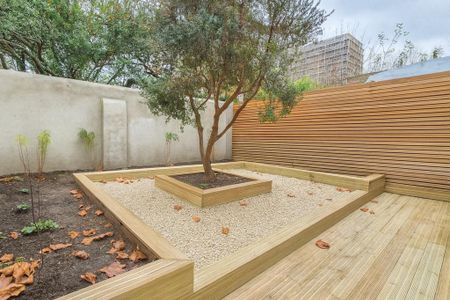 5 bedroom terraced house to rent - Photo 2