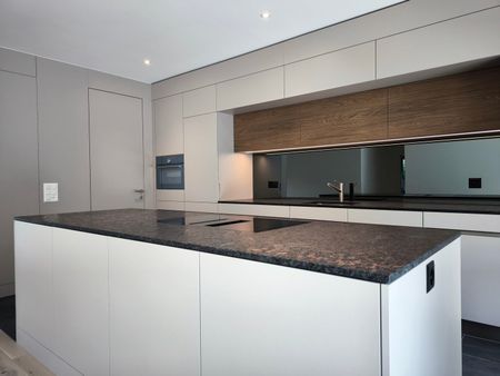 4.5 Zimmer, 211 m², 2. Stock - Photo 2