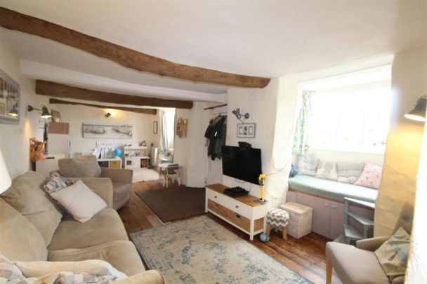 Hillhead, Colyton - Photo 1