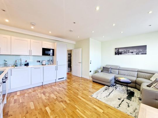 1 bedroom flat to rent - Photo 1