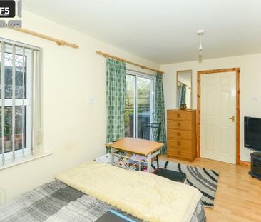 2 Ardenlee Place, Ardenlee Green, Ravenhill Road, Belfast, BT6 8QS - Photo 3