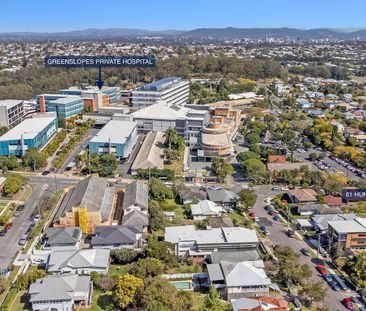 Ground Floor Gem Just Steps from Greenslopes Hospital! (Rent increa... - Photo 5