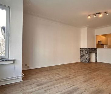 Appartement te huur in Liège voor € 690 met 1 slaapkamer - Foto 2