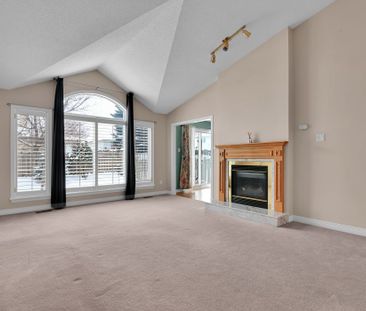 For Lease - 49 Sai Crescent, Hunt Club - South Keys and Area, Ontario - Photo 2