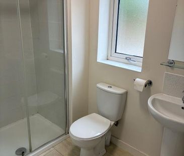 3 bedroom detached house to rent - Photo 4