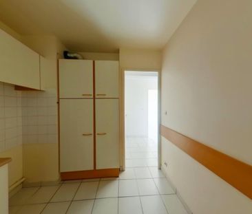 Location Appartement 3 pièces 57m² POITIERS 86000 - Photo 3