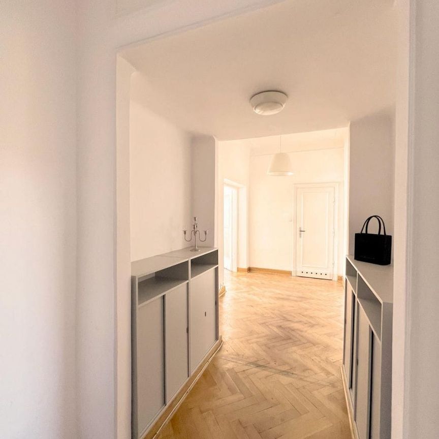 3 pokoje 69 m² – ul. Piękna przy Placu Konstytucji 69 m² - Фото 1