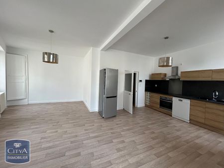 Location Appartement 5 pièces 94m² LE BLANC 36300 - Photo 3