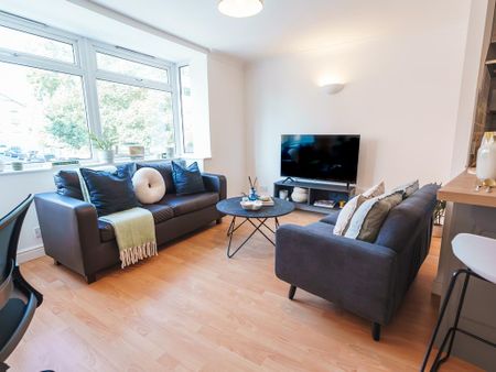 2 bedroom flat to rent - Photo 3