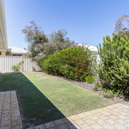 33 Allamanda Gate, Helena Valley WA 6056 - House For Rent - $800 | Domain - Photo 1