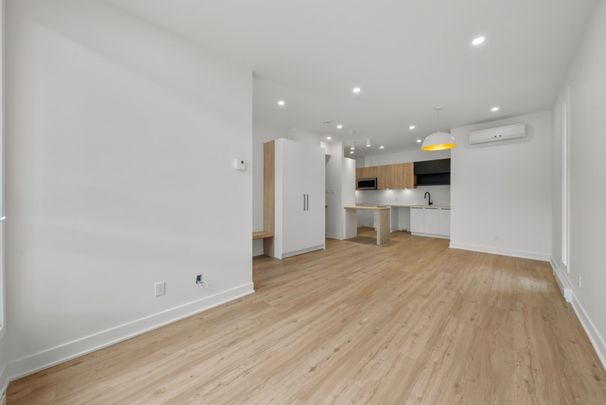 Appartement à louer - Montréal (Ahuntsic-Cartierville) (Ahuntsic Ouest) Appartement à louer - Montréal (Ahuntsic-Cartierville) (Ahuntsic Ouest) - Photo 1