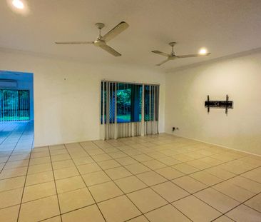 Available April | Extra Parking & Two Sheds | No Rear Neighbours - Photo 1