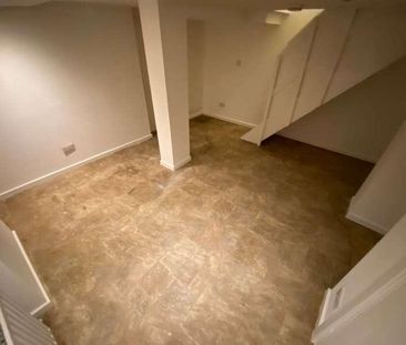 Brown Hill Avenue, Leeds, LS9 - Photo 5