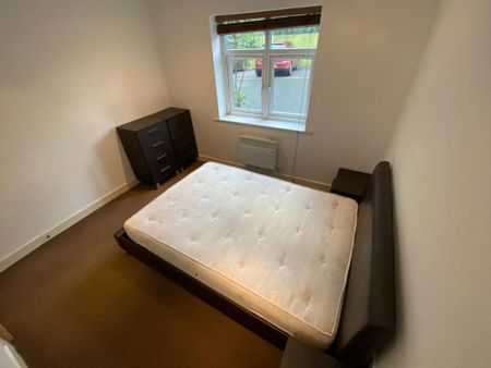 2 bedroom flat to rent - Photo 5
