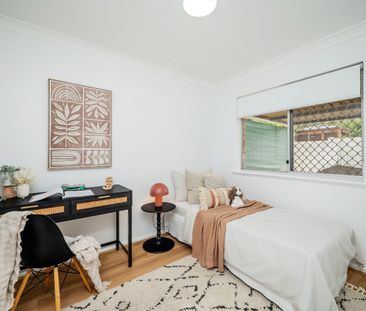 NEWLY RENOVATED HOUSE, QUIET CUL-DE-SAC WITH LARGE BACKYARD! - Photo 1